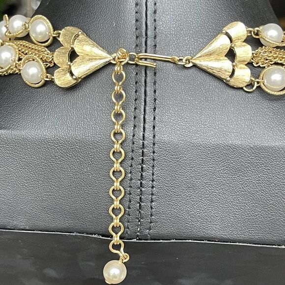 Vintage Mid Century Faux Pearl Gold Tone Layered Chain Necklace 15-17” Adjustabl - Picture 4 of 5